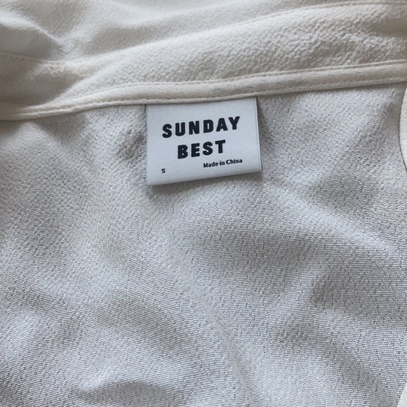 *sold* Aritzia new solitaire blouse S - Picture 4 of 4